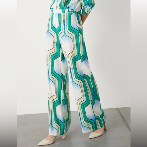 MARELLA Pants - Marella By Max Mara Addirsi Trouser Women's US 10 Bright Green Crepe Geo Print